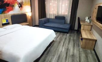 Kyoto Business Hotel (Liaocheng Dongchang Lake)