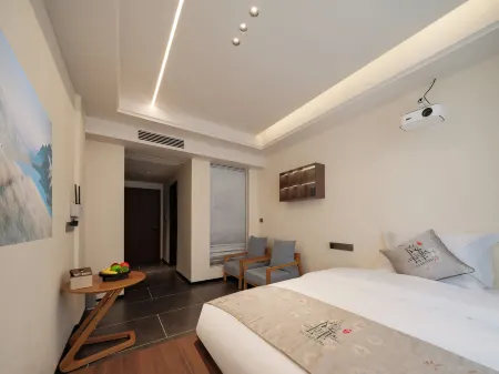 Anshun Chale Yinsi Homestay (Anshunxi High-Speed Railway Station Olympic Sports Center) Отели рядом с достопримечательностью «Anshun Ancient City Historical and Cultural Block»