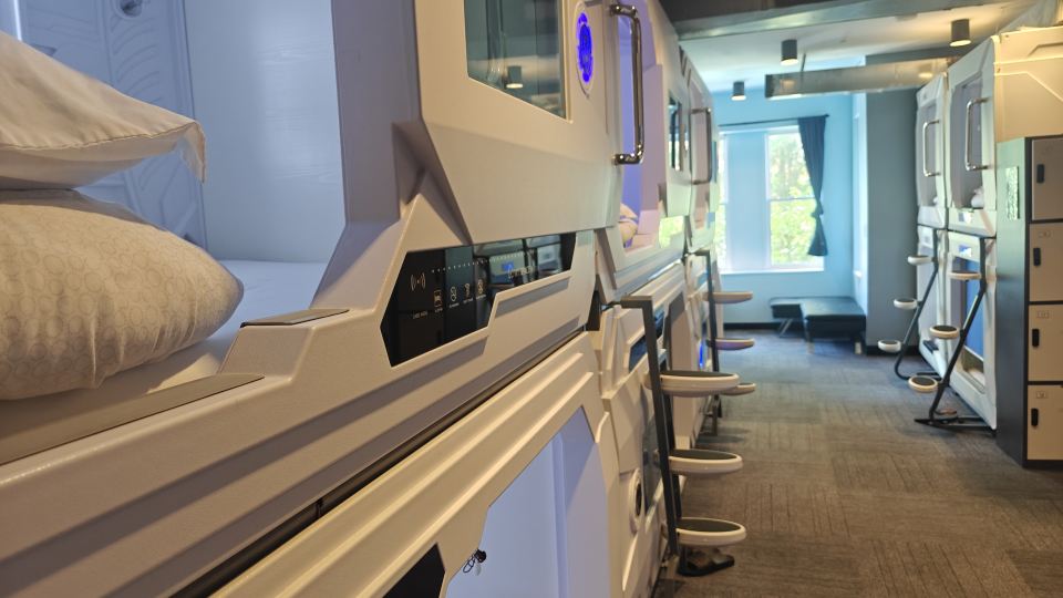 U Street Capsule Hostel