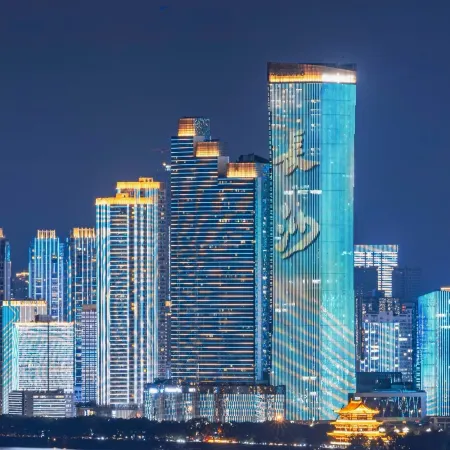 Xiyue Hotel (Fuyuan Bridge West Subway Station Store) Отели рядом с достопримечательностью «Xiufengshan Park»