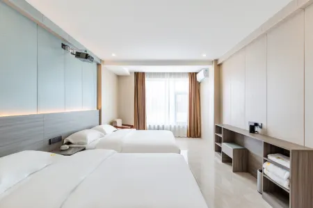 Bohai Hotel Отели рядом с достопримечательностью «Zhangzuolin Villa»