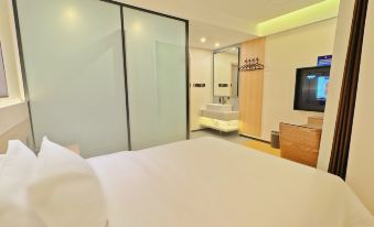 IU Hotel Beijing Univesal TuQiao Branch