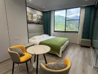 Hanshan Retreat Hotels in Baoxing