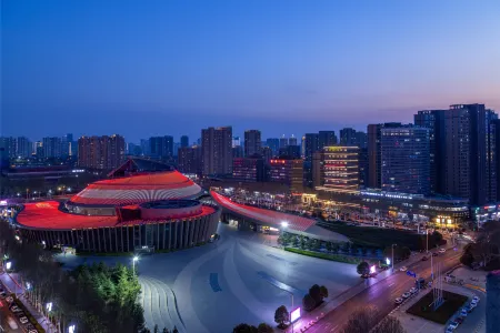 Yihejinjiang Hotel Отели рядом с достопримечательностью «Linyi University»
