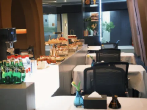 SFEEL Designer Hotel (Tangshan Aegean Sun City Branch) โรงแรมในถังซาน