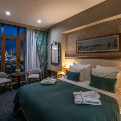 Hotel Momento Golden Horn Hotel dekat Jembatan Galata