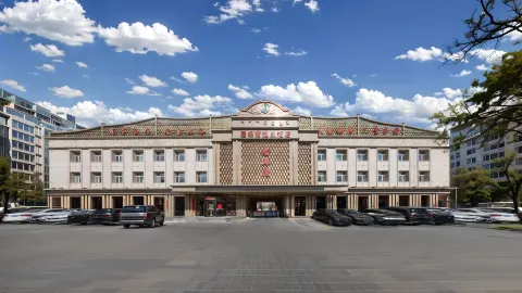 鑫海灣飯店(赤峰高鐵站萬達廣場店) in 赤峰
