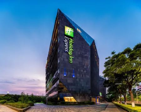 Holiday Inn Express Shanghai Hongqiao CBD by IHG Hotel di Shanghai