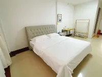 xiangyangxingduomingshu Hotels in Xiangyang Ancient City/China Tang Town