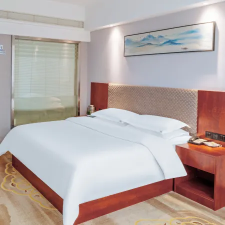 Longhui Huamao Hotel