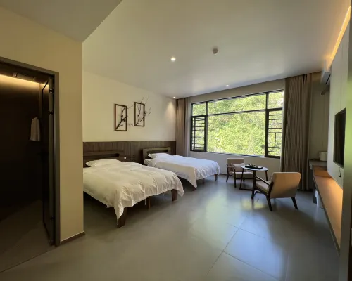 Hillside Haven Hotels in Jiaoling
