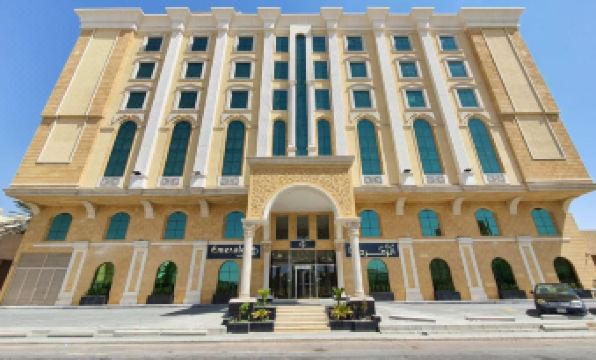 Sunday Emerald Hotel