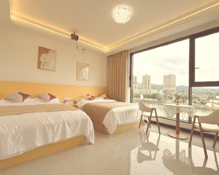 evening twilight Hotels in Shibing