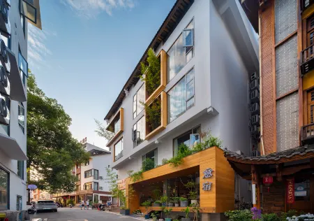 the pure site Отели рядом с достопримечательностью «Zhangjiajie National Forest Park»