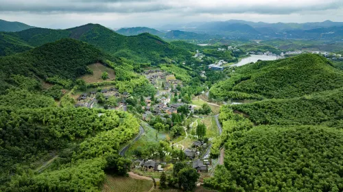 AlorValley  HuZhou - Infinity Pools