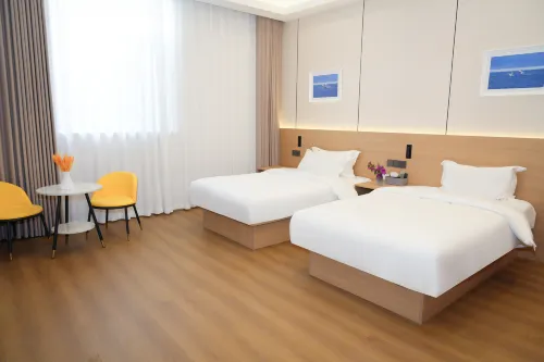 ボルタラ賽湖花海ホテル