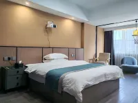 Huayue Movie Homestay (Dongying Word Center) - Esports