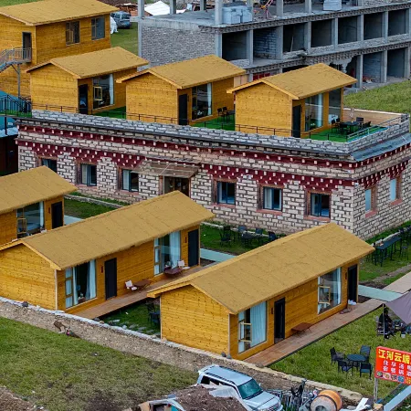 Litang River Cloud Resort Hotel