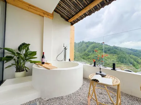 Yunxi Secretland • View the sunset of Dongzhai | Designer's best homestay (Zhaoxing Dongzhai Store) Отели рядом с достопримечательностью «Tang An Dong Village»