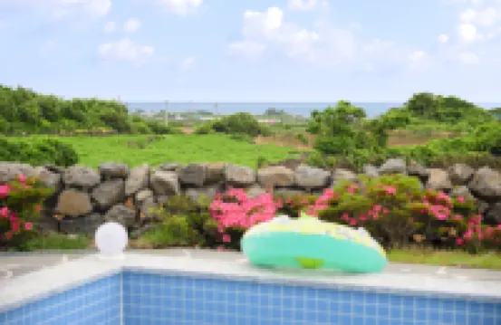 Kimnyeongdoldam private pool villa