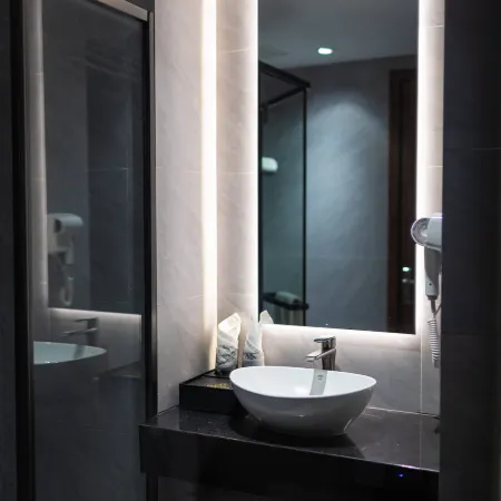 CHU GIA HOTEL