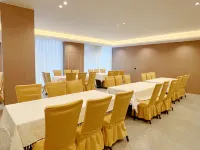 Huasheng Yitang Hotel (Hushan Metro Station, Wuhan University) - Yolcu Alma/Bırakma Hizmetleri