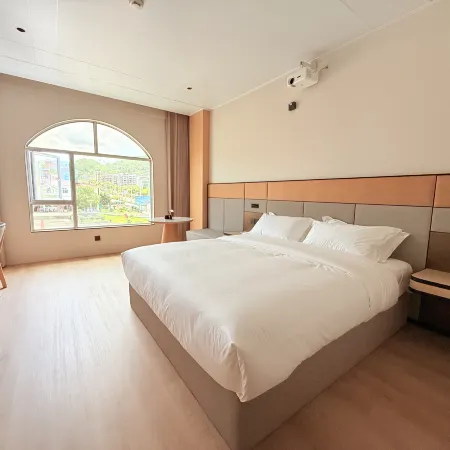 Shimao Sunshine Hotel (Qingliu Bus Station)