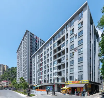 Guilin Hehe Yueshe (Wuyue Square Store) Hotels near Guilin Liangjiang International Airport