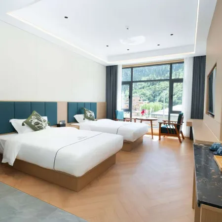 Yunji Huajian Homestay (Zhagana Da Scenic Area Ticket Center)