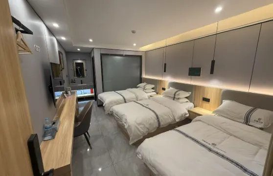 瑪多縣多隆賓館