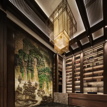 Huacheng·Guanshan Hotel (Guiyang Municipal Government Guanshanhu Park Branch)