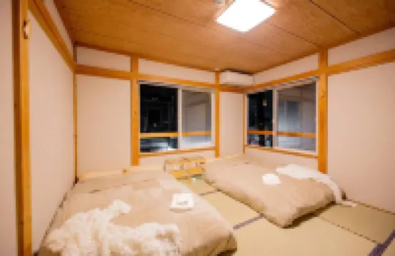Yuzawa Onsen Lodge House A Hotels in 