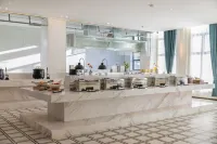 BayinbulukeLICHENG HOTEL - พร้อมอาหารเช้า