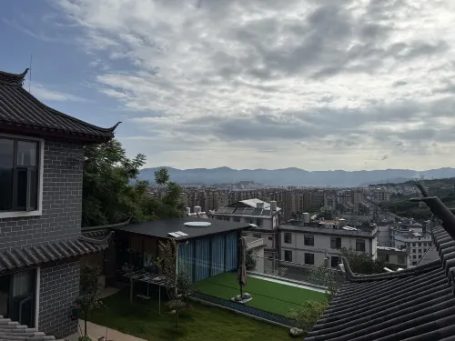 Huayuecheng Jian Scenic Homestay