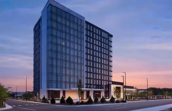 君豪陽光酒店（遂寧高鐵站店）