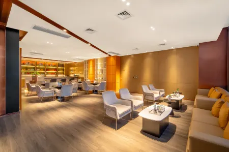 Xinfei Business Hotel Отели рядом с достопримечательностью «Taiyuan University of Technology Liulin Branch»