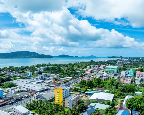 Phuket Five Fortune Holiday Hotel Hotels near Kan Eang @ Pier Phuket