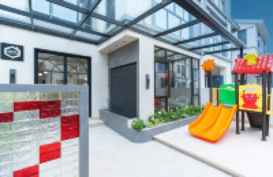 MOC·零感積木屋（金山北站店） 鄰近金山北站的酒店