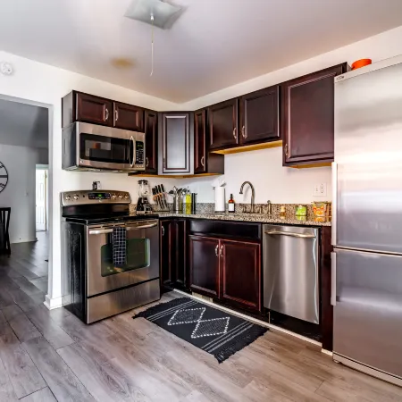 Convention - Private Parking - Short North - Pets
