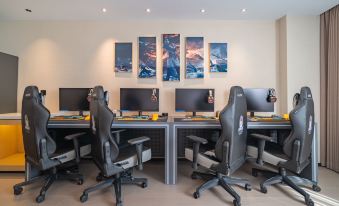 ReMAX Remai E-Sports Hotel (Zhoushan Daishan)