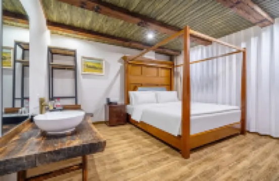 쓰런공간 테마 호텔（셴쥐우웨광장）