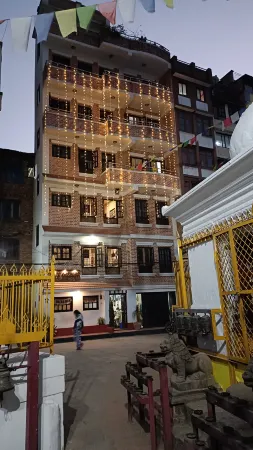 Easy Homes - Ashok Stupa Отели рядом с достопримечательностью «Patan Darbar Square»