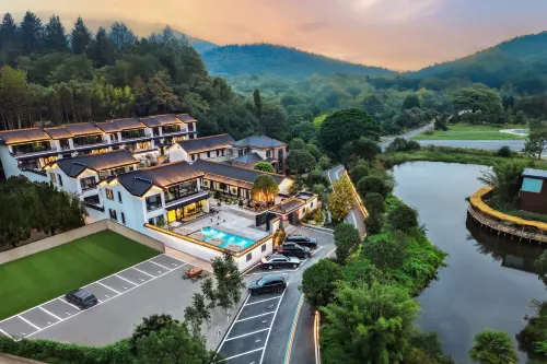 Qiyun Songyun Courtyard Villa Homestay (Ningguo Wannan Chuanzang Line)