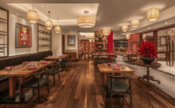 聖瑪麗大道雨樹飯店