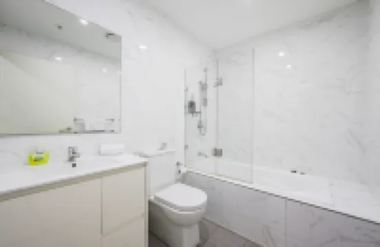 Liverpool 3Br with Car parking near Train/Shopping