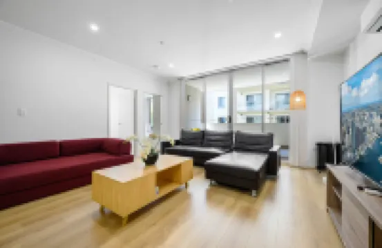 Liverpool 3Br with Car parking near Train/Shopping