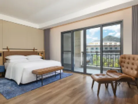 Four Points by Sheraton Anshun Huangguoshu Hoteles en Zhenning