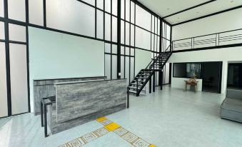 Collection O Mahidol Road