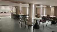 โรงแรมชาชา เหวินหลิง (สาขา ศูนย์ขนส่งผู้โดยสาร เจกั๋ว)