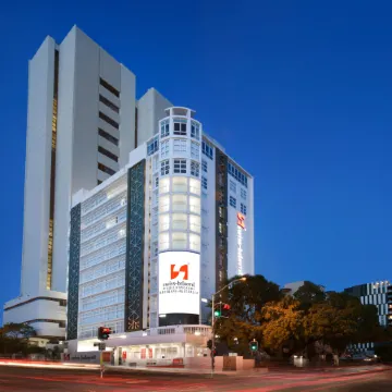 Swiss-Belhotel Woolloongabba, Brisbane Отели рядом с достопримечательностью «Скалы Кангару-Пойнт»